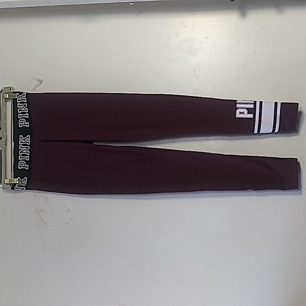 Oxblood yoga pants Pink Victoria Secret size small petite